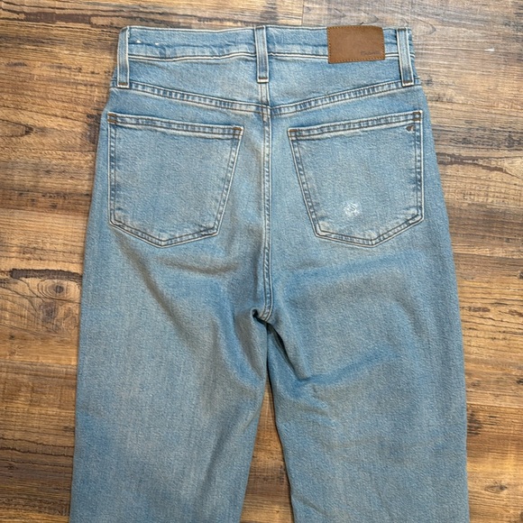 Madewell, The Perfect Vintage Straight Jean, Light Wash, Size 26 - Picture 4 of 6